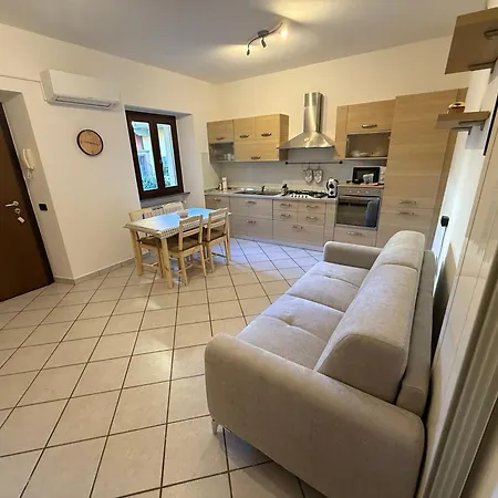 Apartman Casa Di Klara With Covered Parking & Terrace *