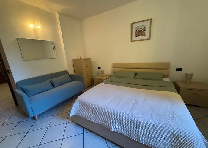 דירה Casa Di Klara With Covered Parking & Terrace